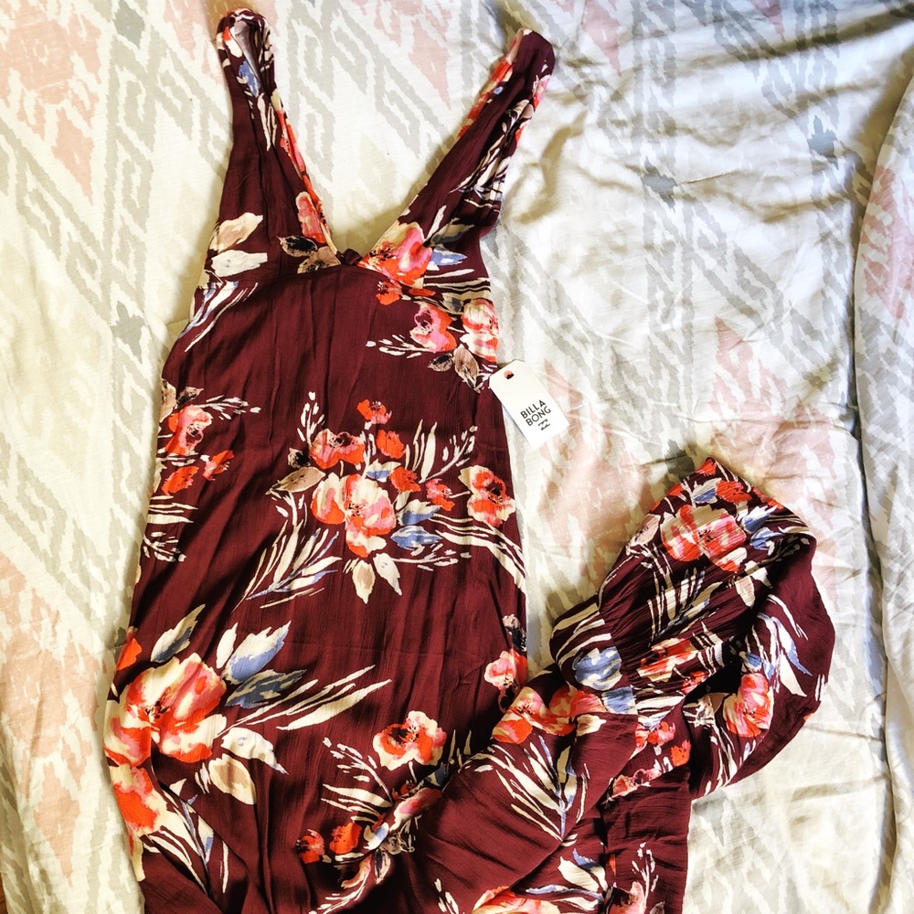 Burgundy Billabong Floral Tropical Maxi Dress NWT